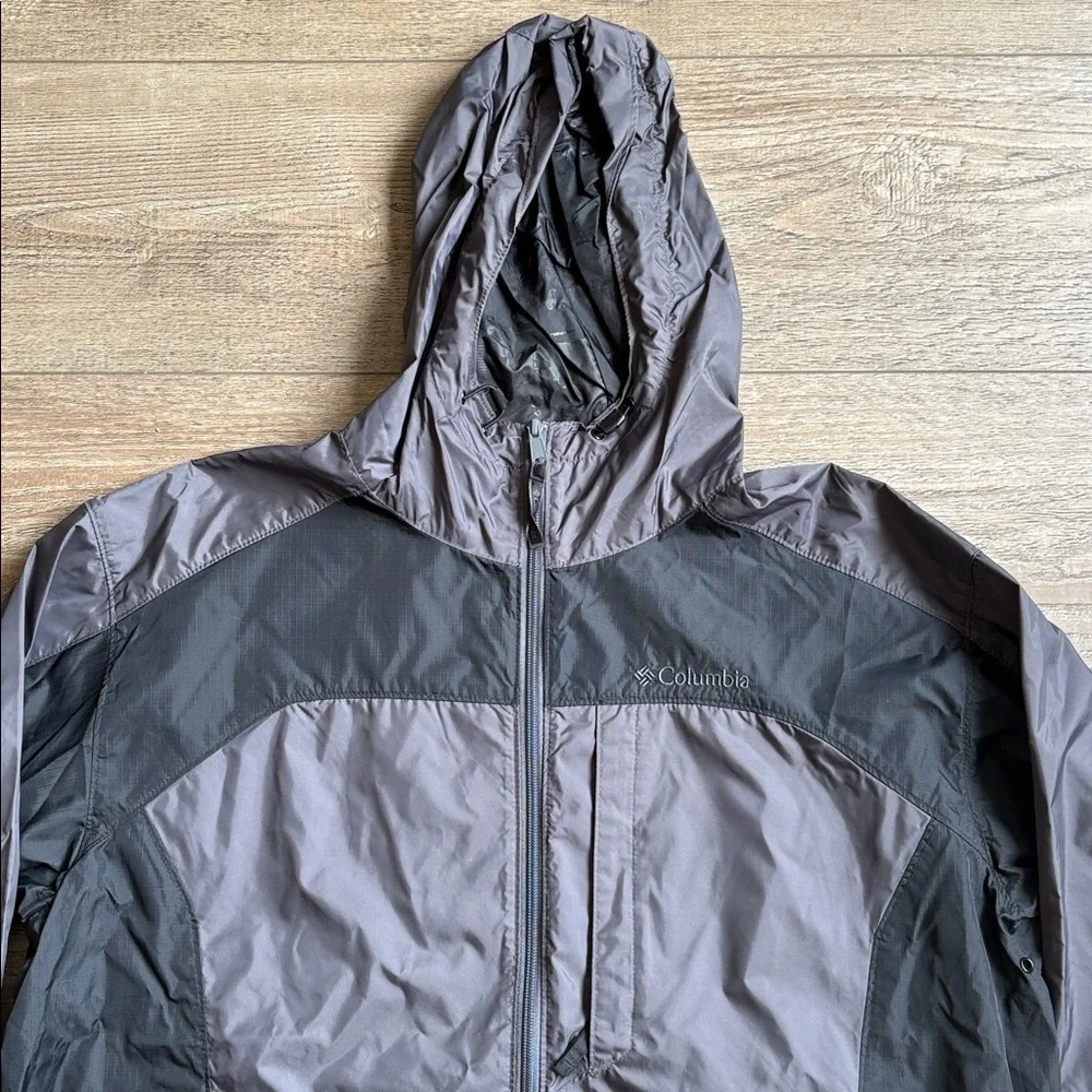 Columbia lightweight versatile